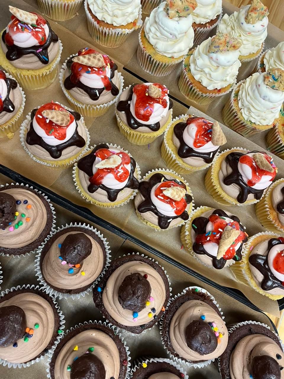 Cakes & Cupcakes